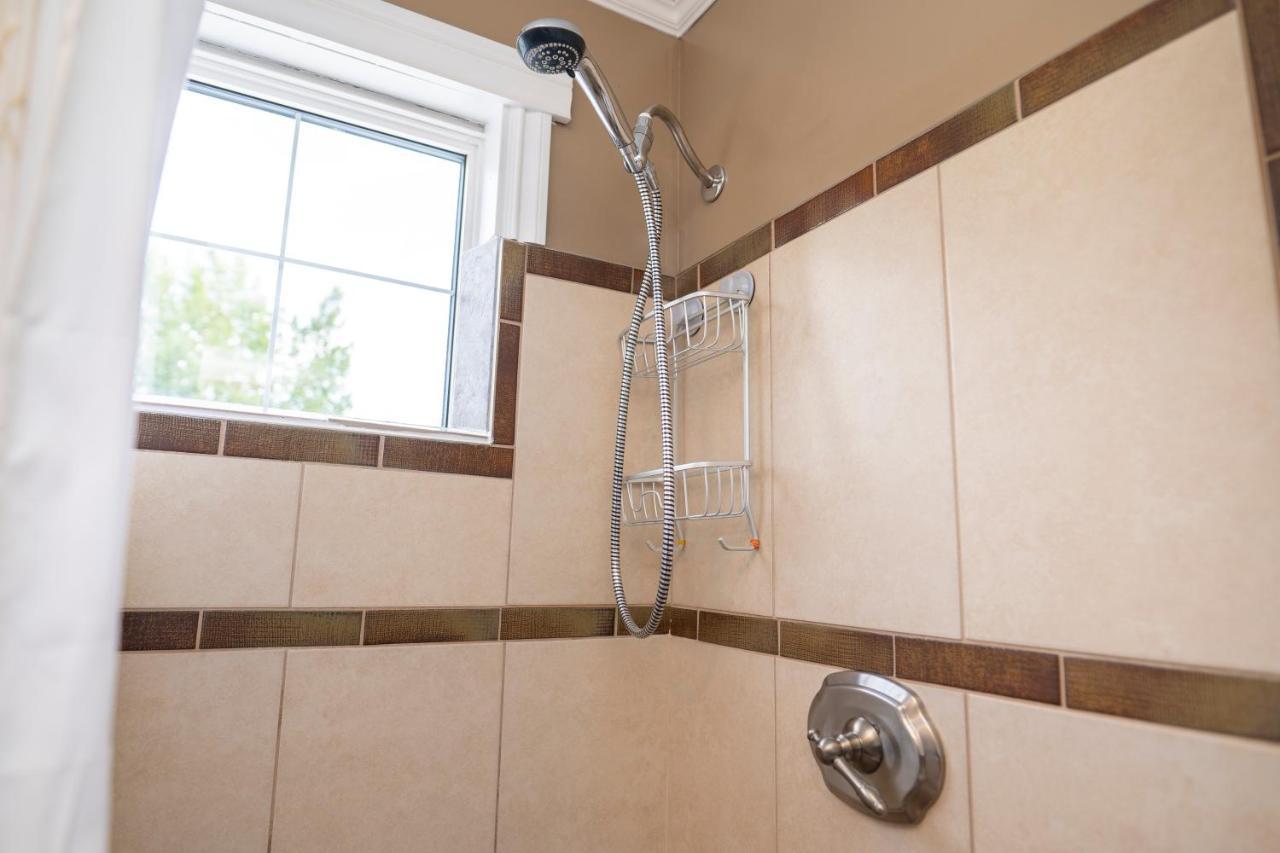 Downtown Whitehorse Apartment In Old Town المظهر الخارجي الصورة