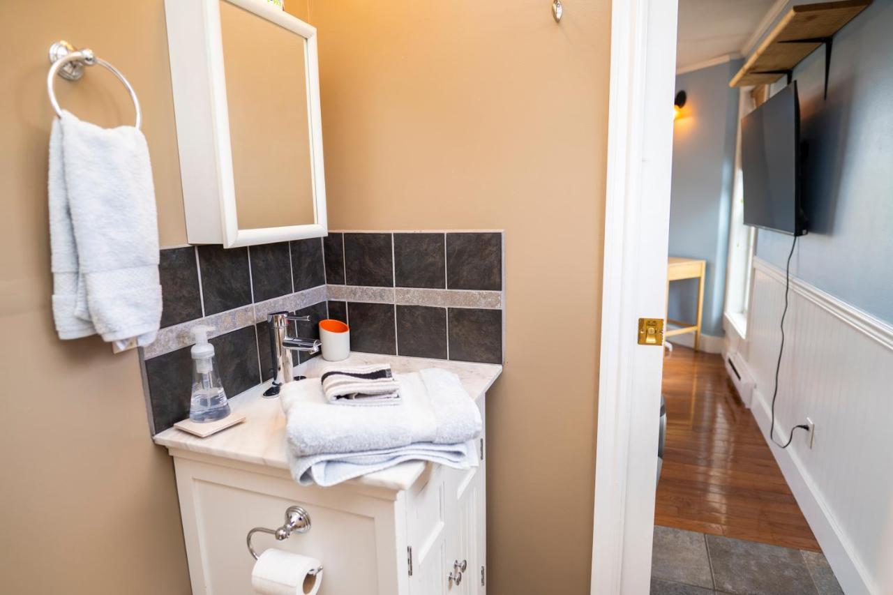 Downtown Whitehorse Apartment In Old Town المظهر الخارجي الصورة