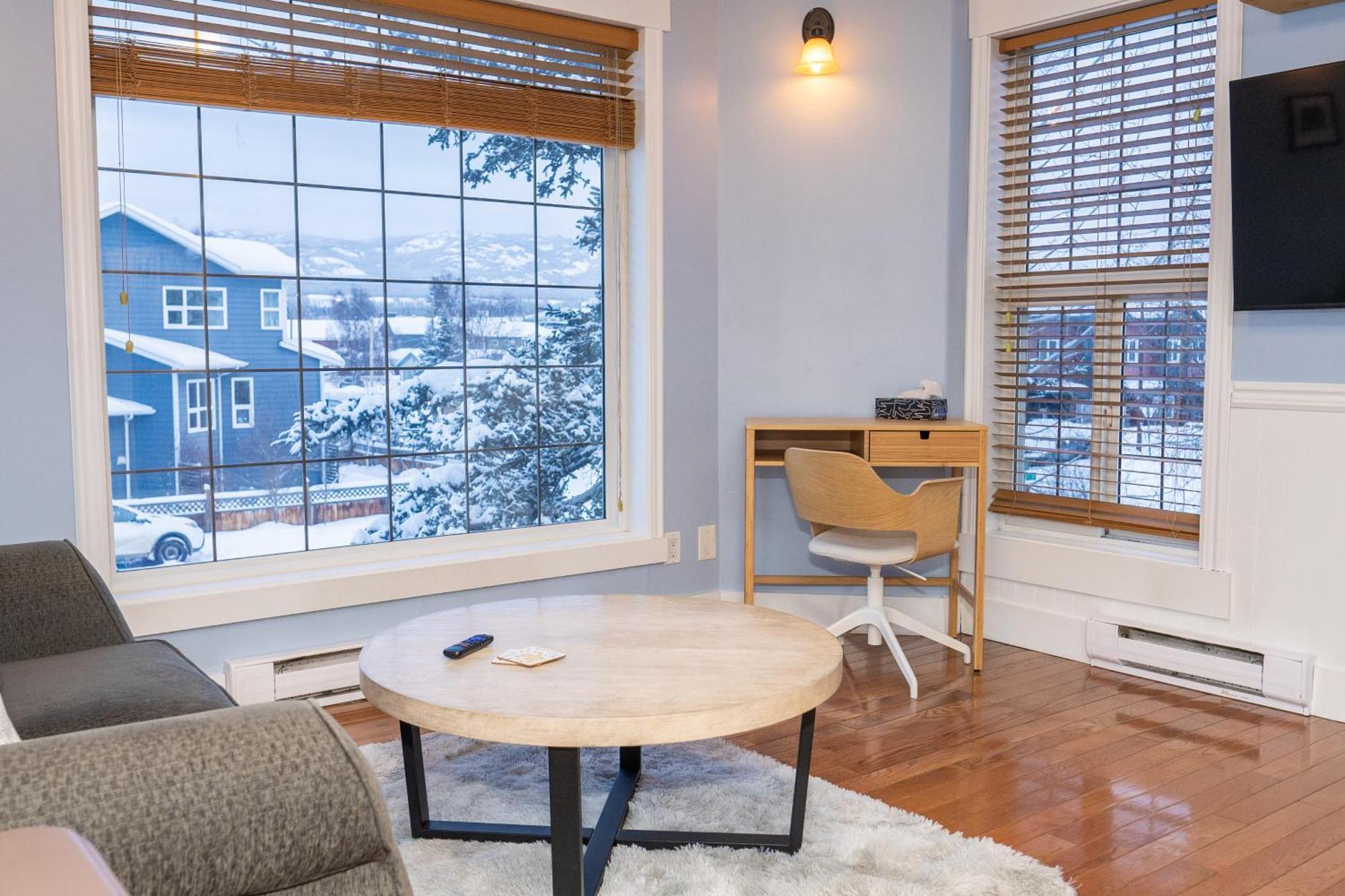 Downtown Whitehorse Apartment In Old Town المظهر الخارجي الصورة